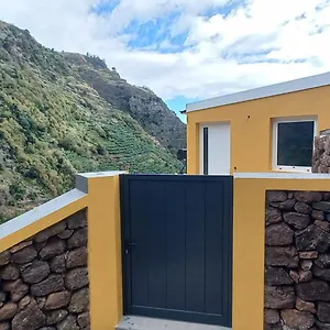 house-levadinha-nature.madeira-islandshotels.com/